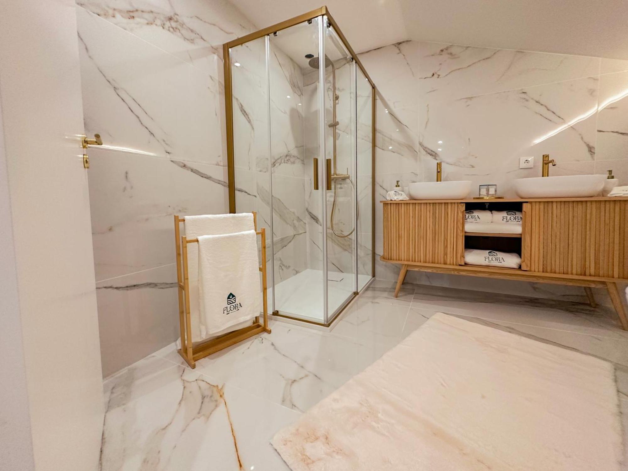 Flora Guest House Marco de Canavezes Dış mekan fotoğraf